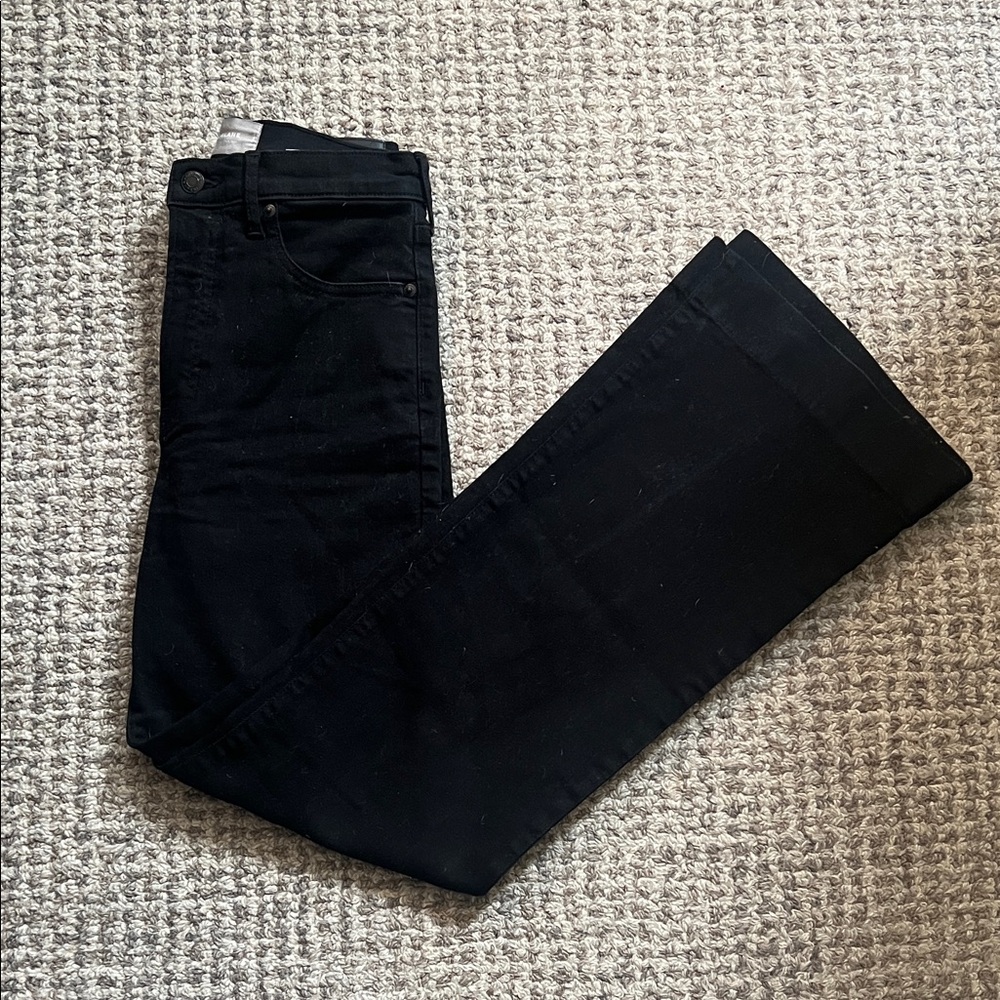 Everlane High-Rise Flare Jean | Size 27R | Black | Like New | SOLD OUT